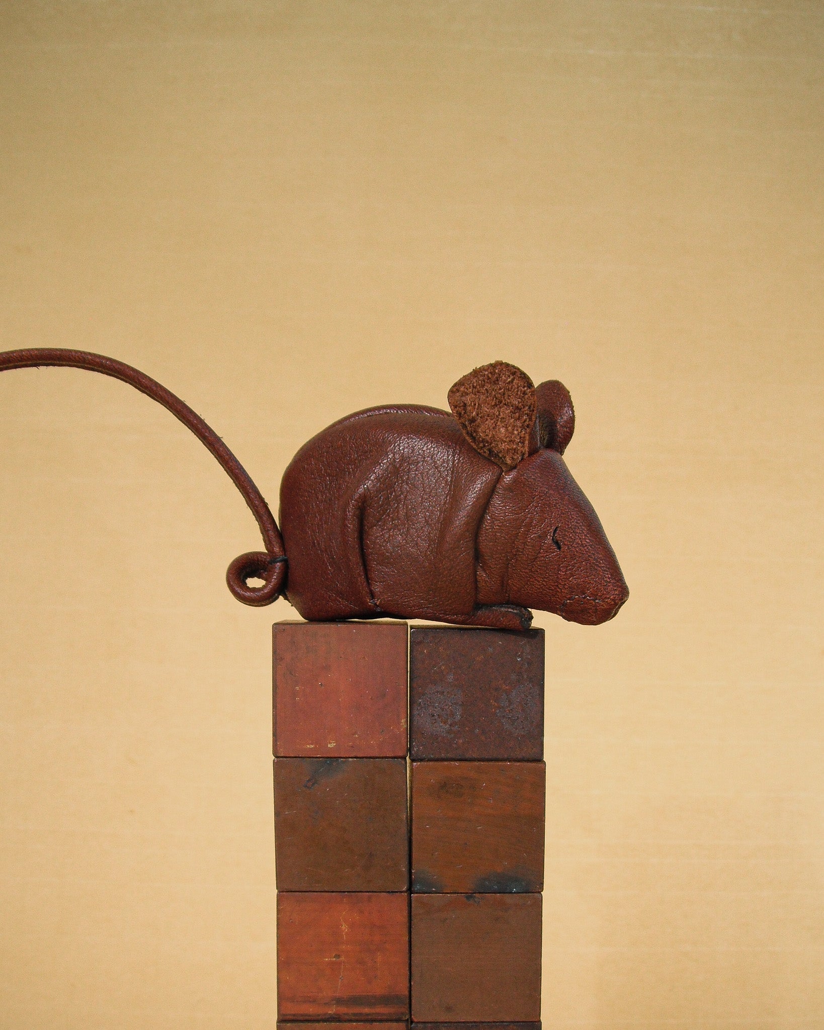 DEERMOUSE AIRTAG HOLDER