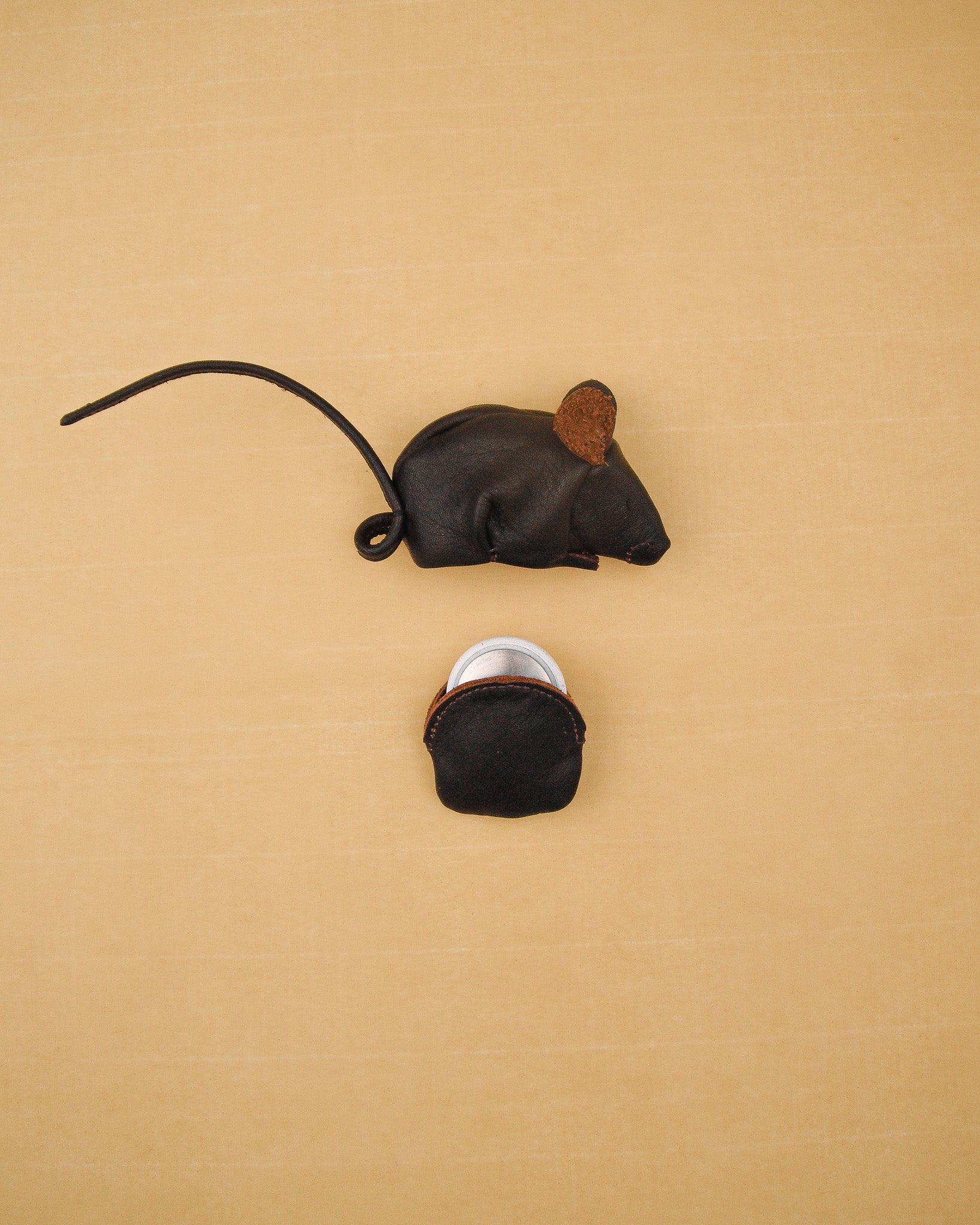 DEERMOUSE AIRTAG HOLDER
