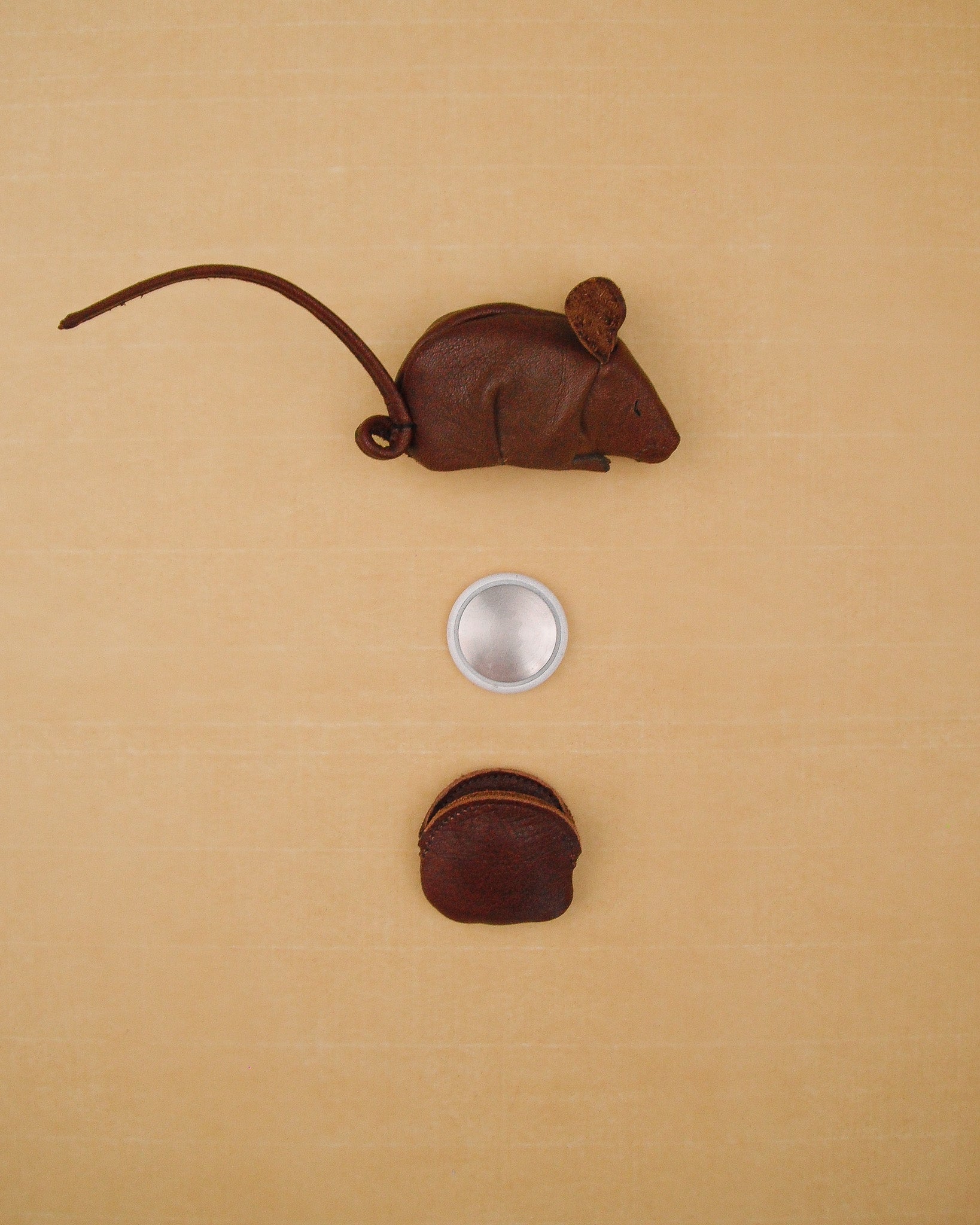 DEERMOUSE AIRTAG HOLDER